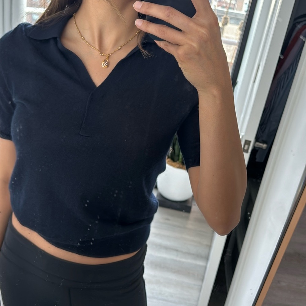 Navy cashmere size small Gabriela Hearst top with collar